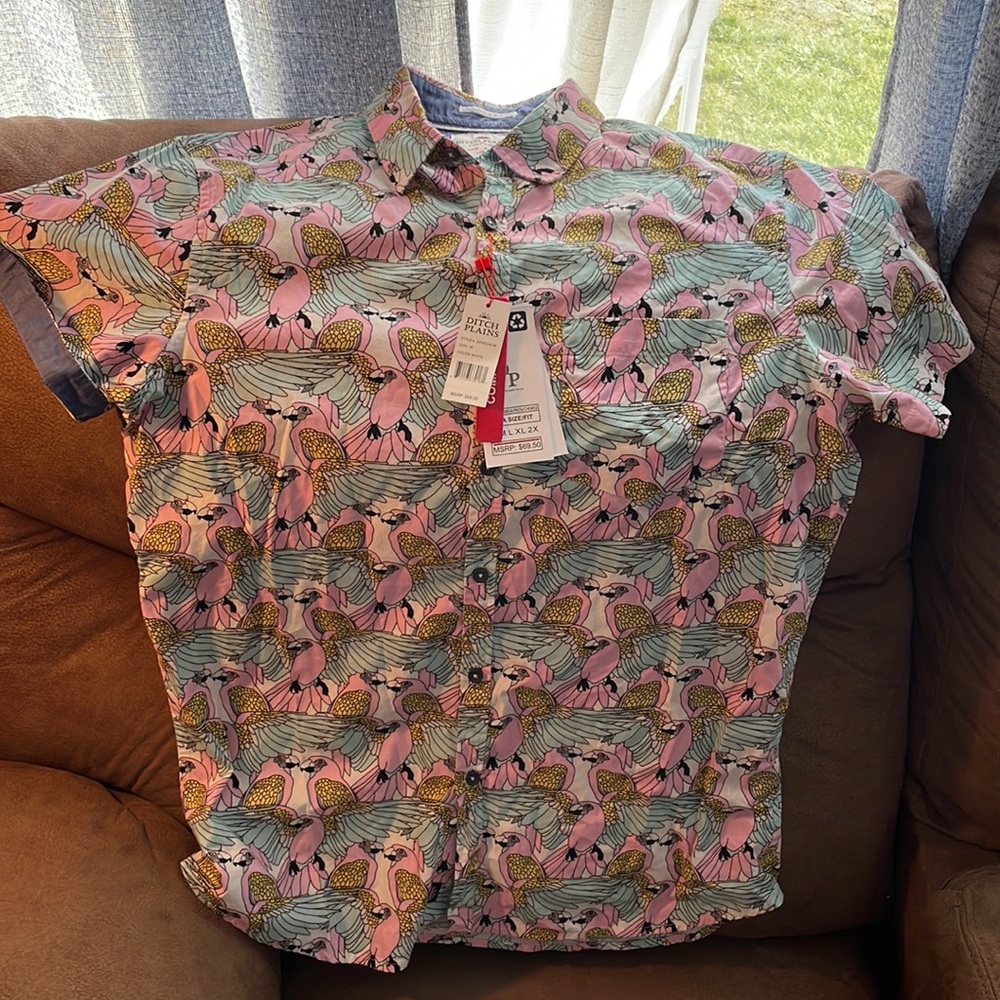 NWT Ditch Plains Short Sleeve Button Shirt Sz. M
